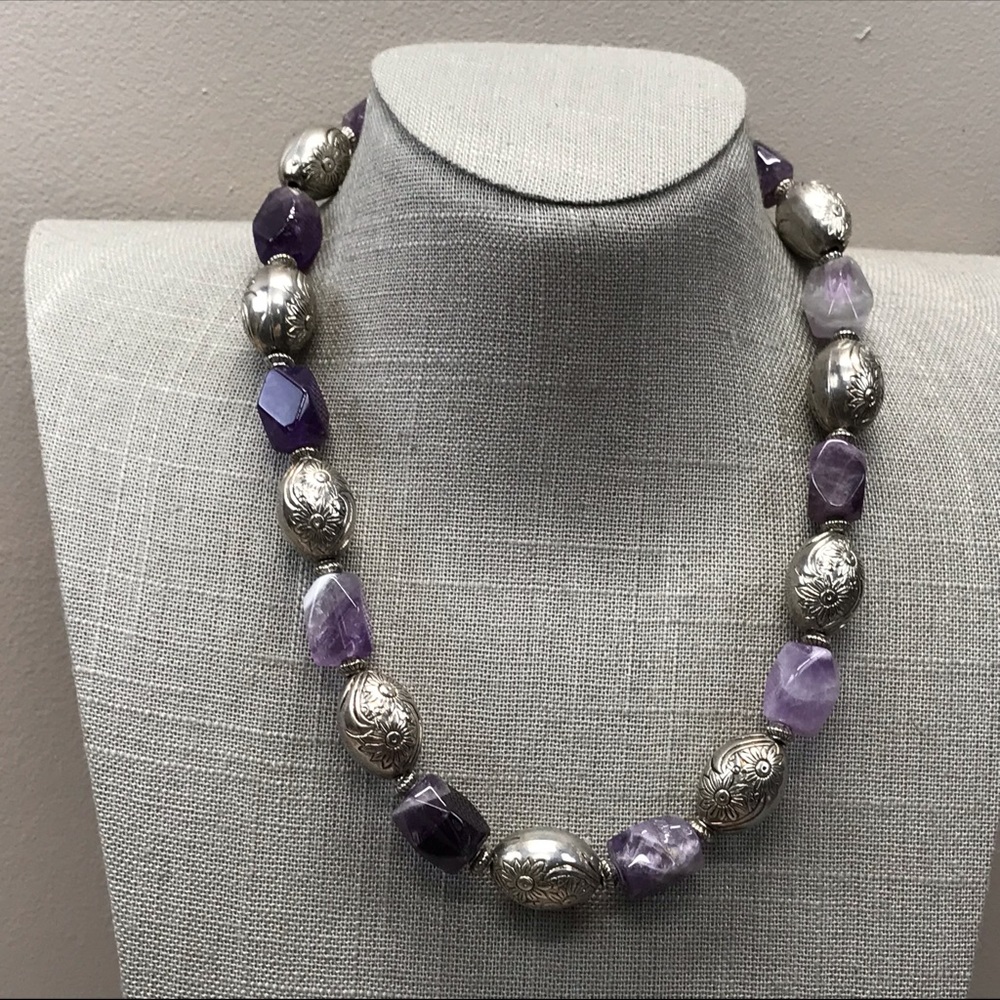 Purple quartz amethyst and silver beaded necklace